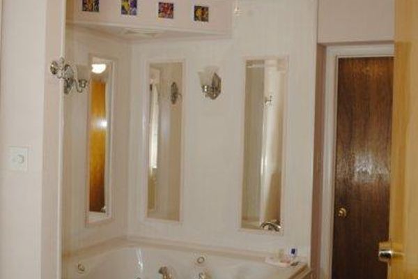 Cardinal Inn (Luray)